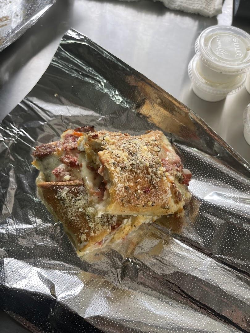 Howieluv's Pizza Wings And Subs